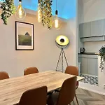 דירה Beautiful New Town פראג